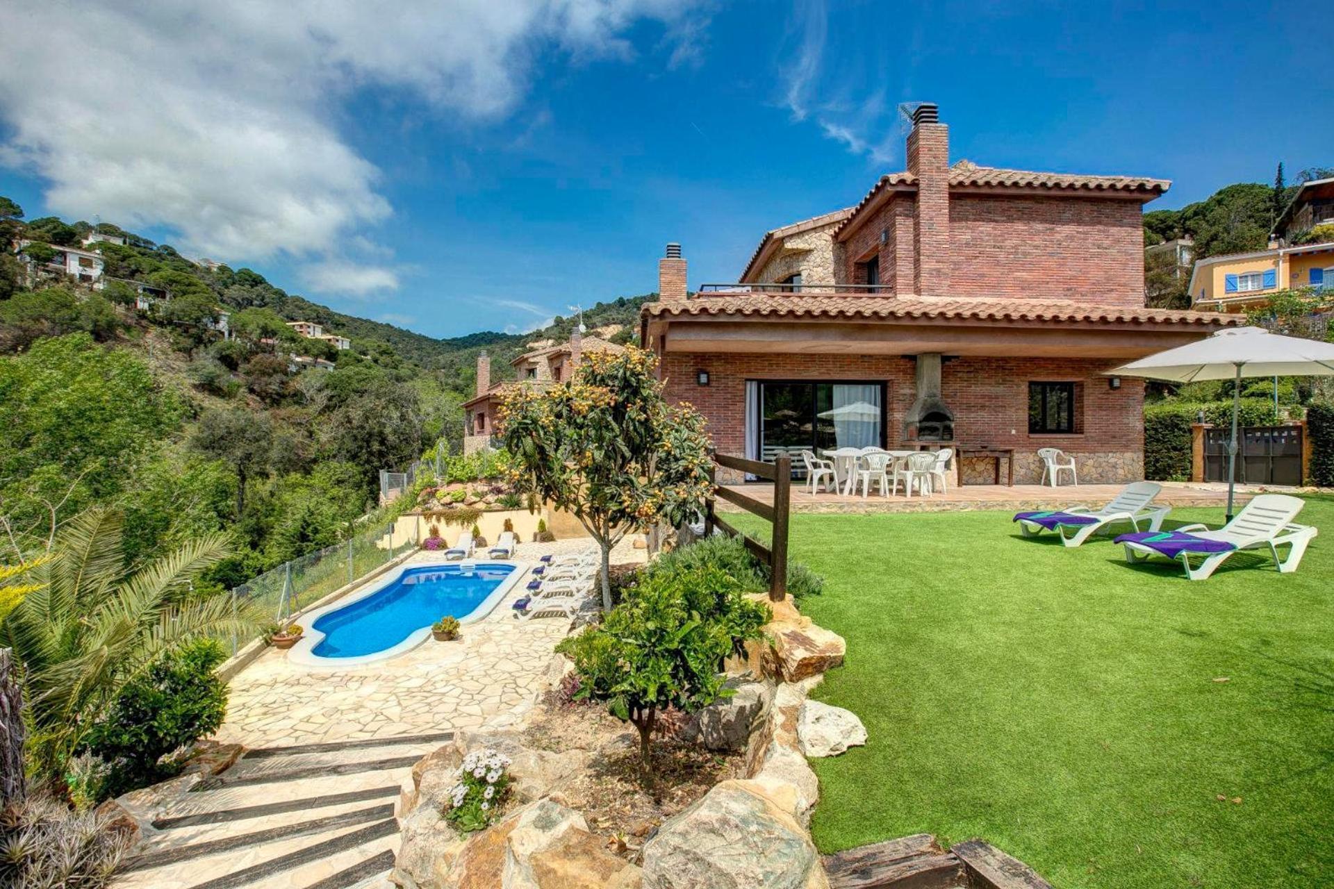 Casa Malta By Vintage Travel * Lloret de Mar